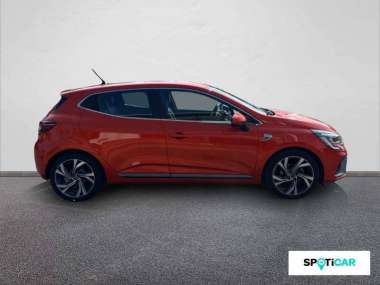 RENAULT Clio Essence