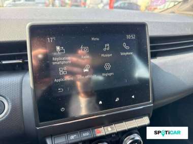 RENAULT Clio Essence