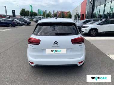 Citroën C4 Picasso (2) Essence