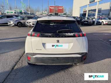 Peugeot 2008 (2) Essence