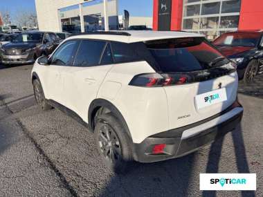 Peugeot 2008 (2) Essence