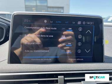 Peugeot 3008 (2) Essence