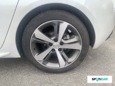 Peugeot 308 (2) Essence