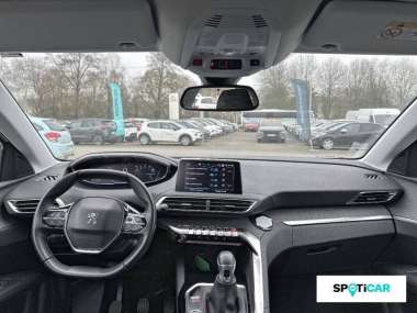 Peugeot 3008 (2) Essence