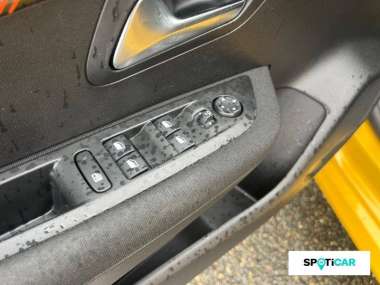 Peugeot 208 (2) Essence
