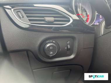 Opel Astra (5) Essence