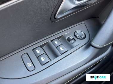 Peugeot 2008 (2) Essence