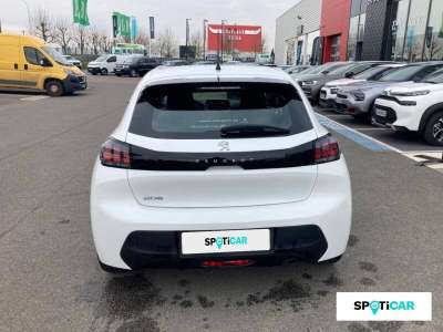Peugeot 208 (2) Essence
