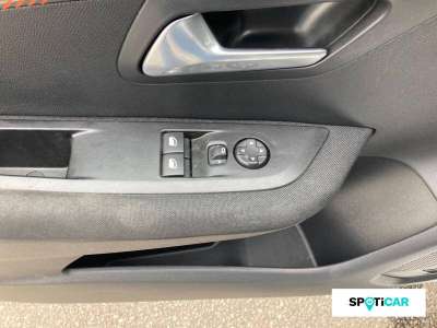 Peugeot 208 (2) Essence