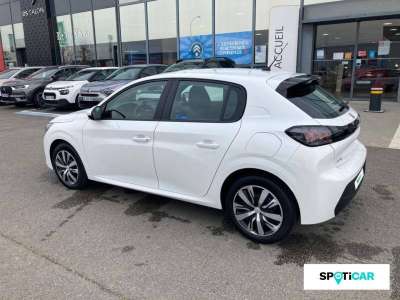 Peugeot 208 (2) Essence