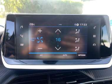 Peugeot 208 Essence